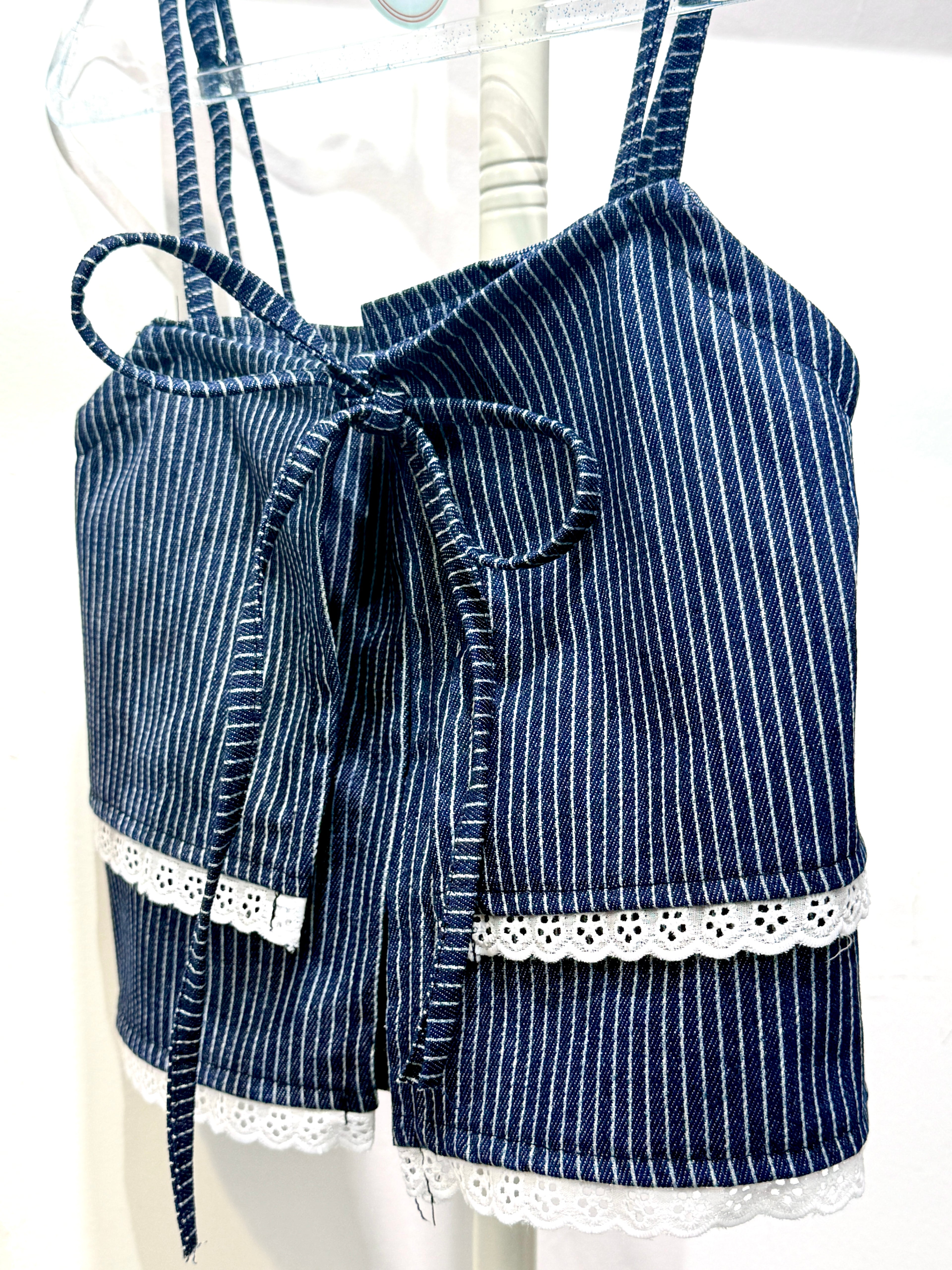 THAI VERSION 🇹🇭 VERTICAL STRIPES DENIM CROP TOP
