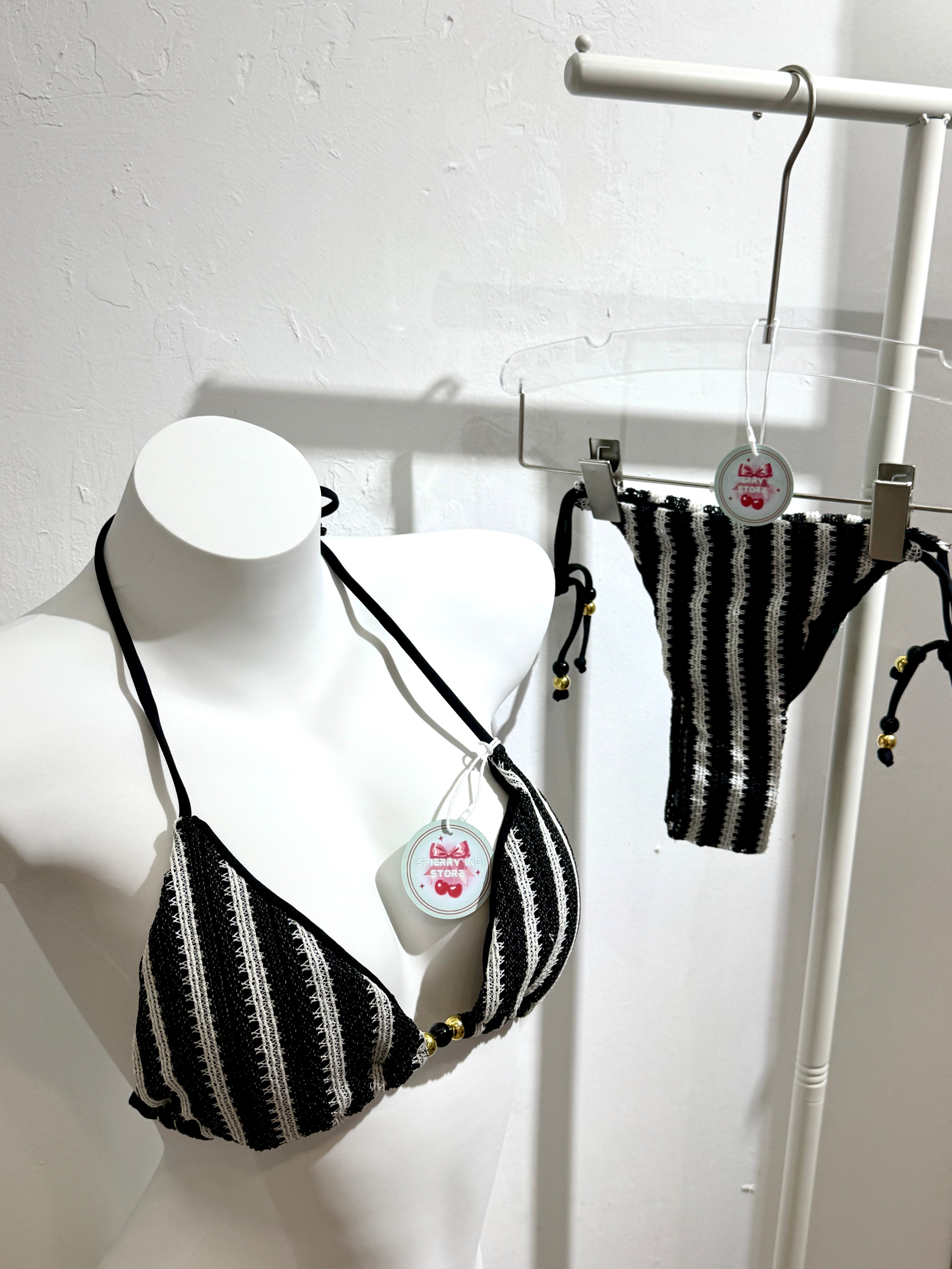HIGH-CUT VERTICAL BIKINI