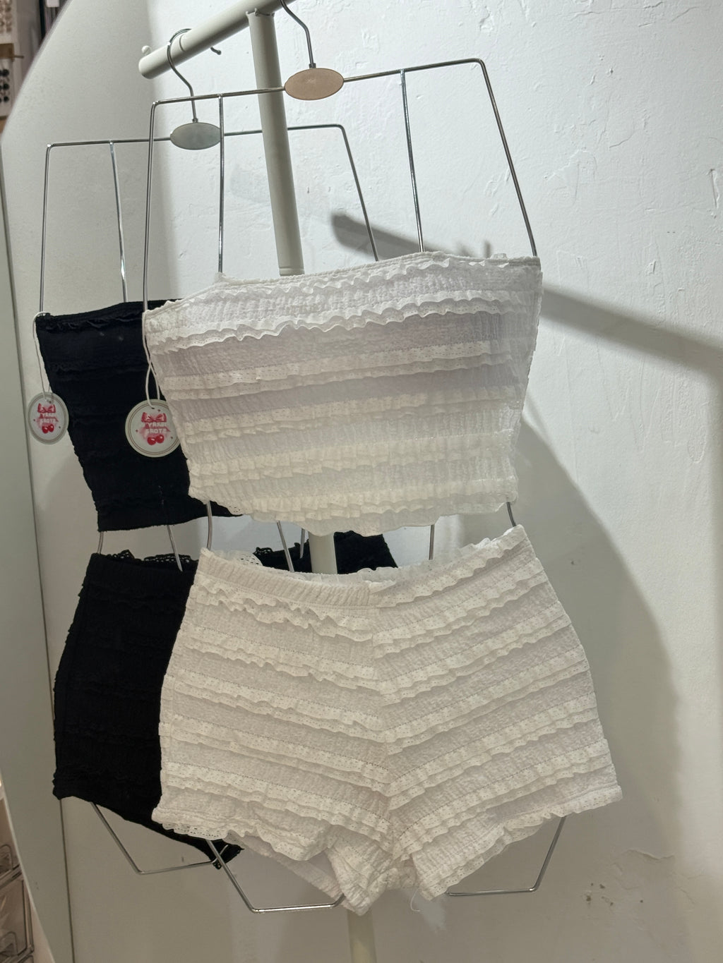 RESORT-STYLE SWIMWEAR